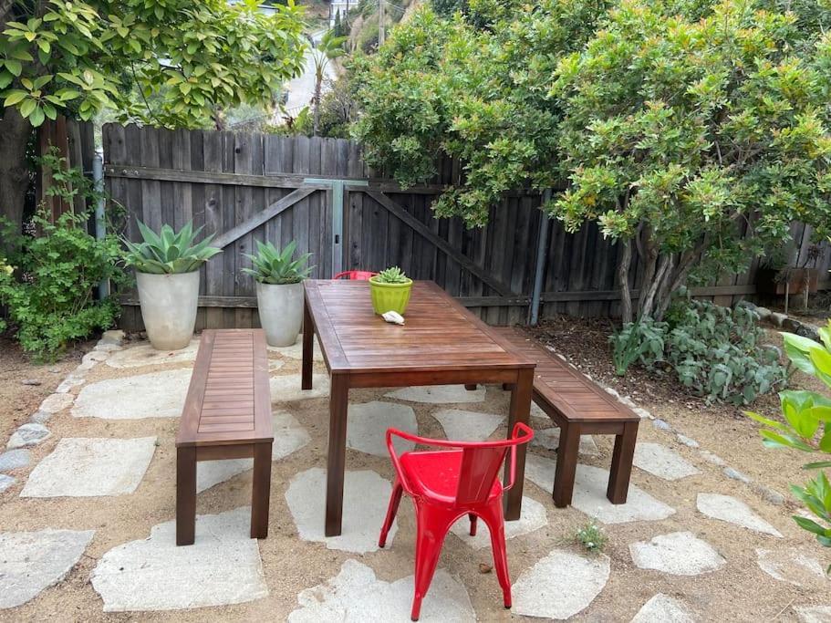 Stunning Hollywood Midcentury Modern-Views-Best Location! ロサンゼルス エクステリア 写真