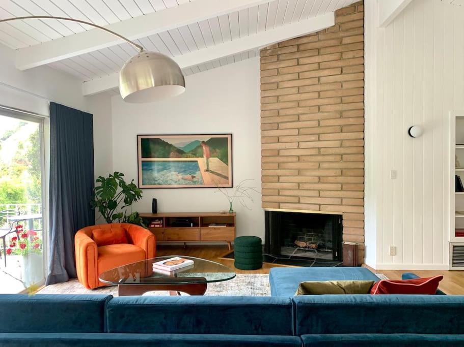 Stunning Hollywood Midcentury Modern-Views-Best Location! ロサンゼルス エクステリア 写真