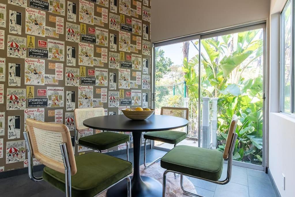 Stunning Hollywood Midcentury Modern-Views-Best Location! ロサンゼルス エクステリア 写真